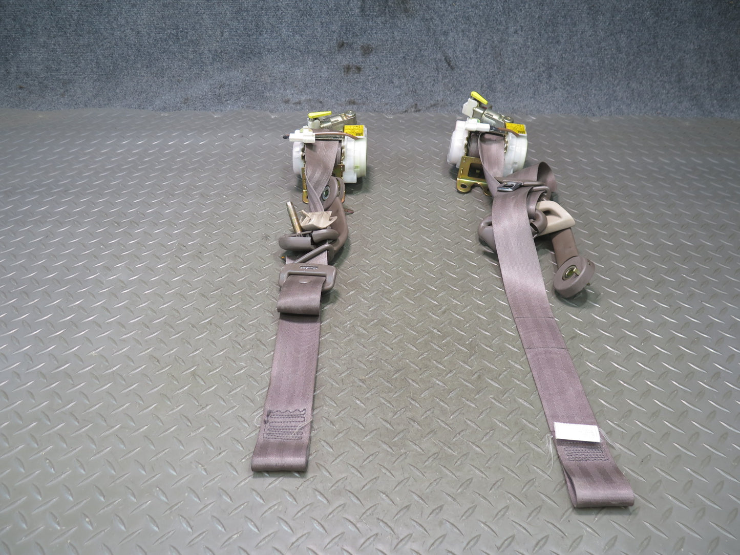 97-00 LEXUS SC300 SC400 FRONT RIGHT & LEFT SIDE SEATBELT RETRACTOR SET OEM