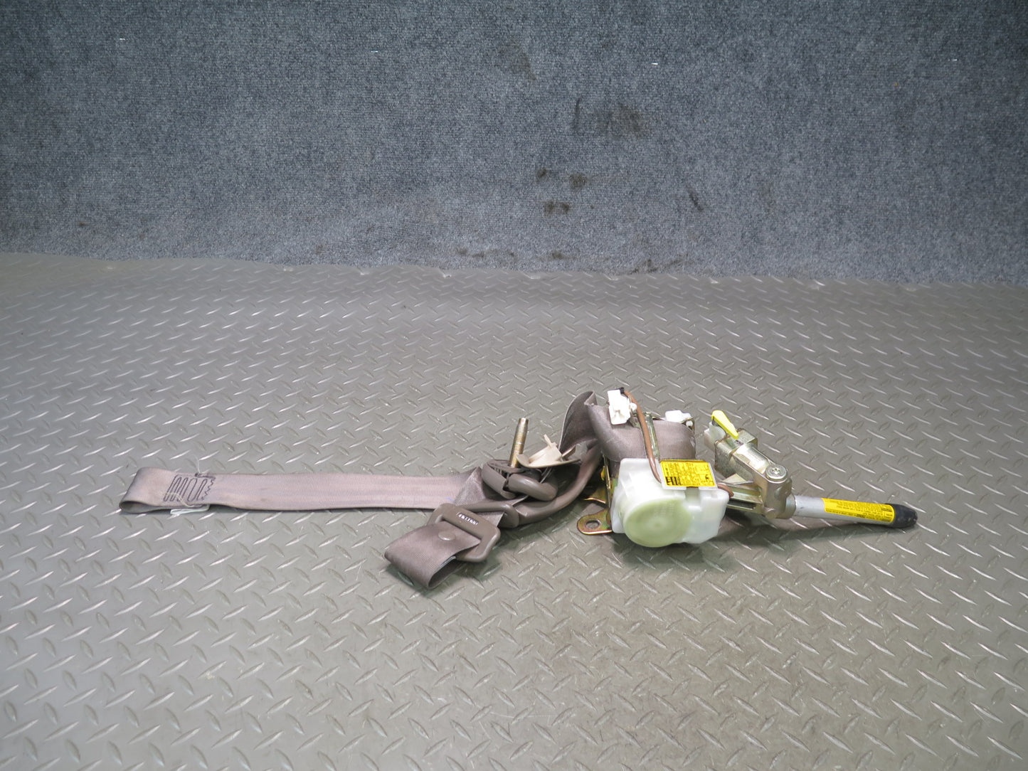 97-00 LEXUS SC300 SC400 FRONT RIGHT & LEFT SIDE SEATBELT RETRACTOR SET OEM