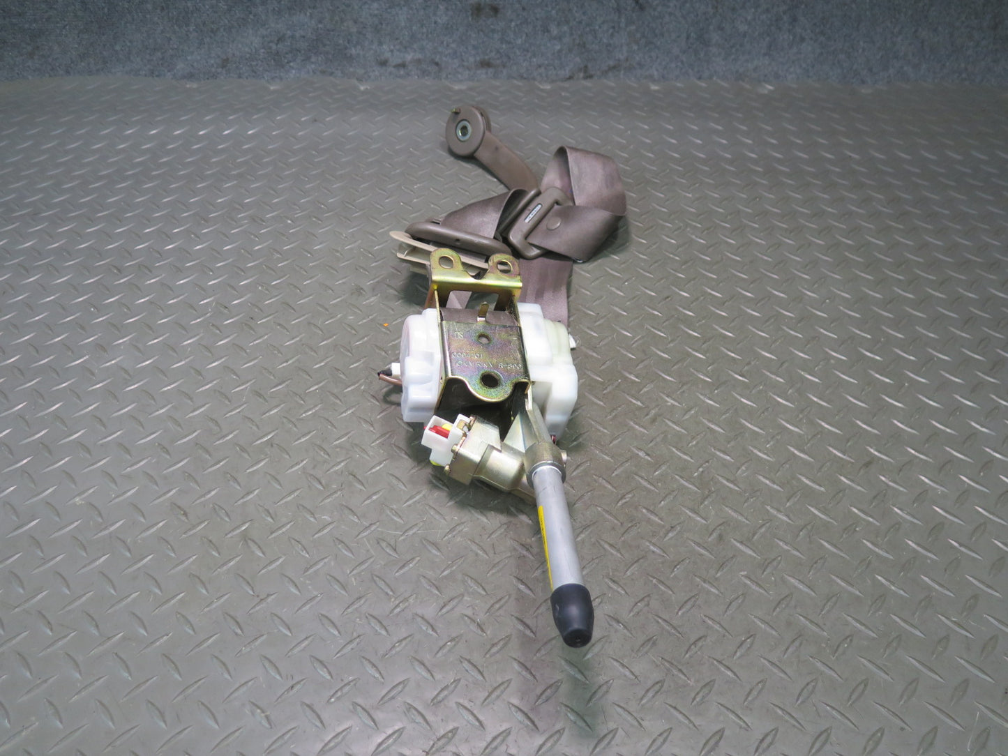 97-00 LEXUS SC300 SC400 FRONT RIGHT & LEFT SIDE SEATBELT RETRACTOR SET OEM