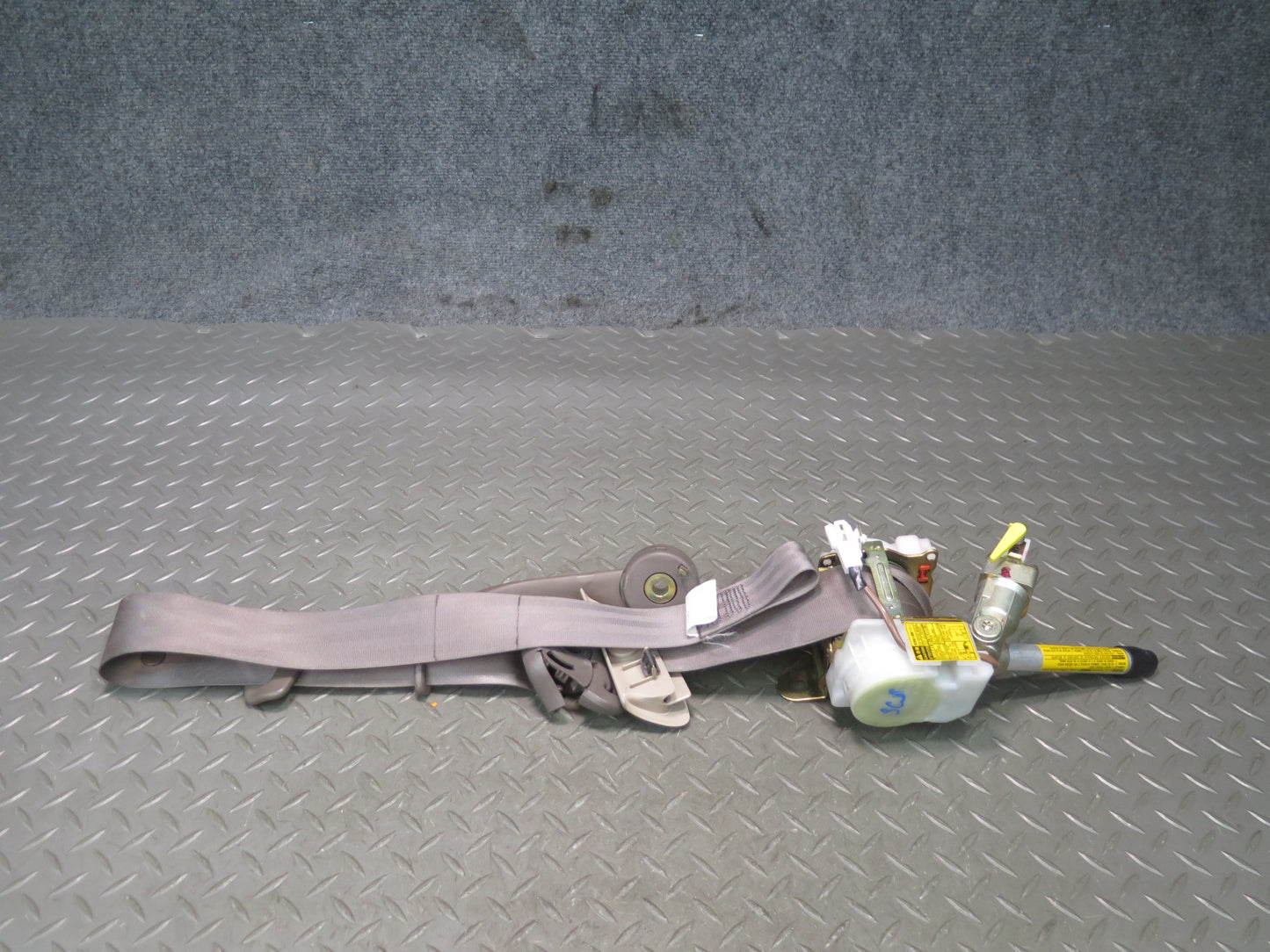 97-00 LEXUS SC300 SC400 FRONT RIGHT & LEFT SIDE SEATBELT RETRACTOR SET OEM