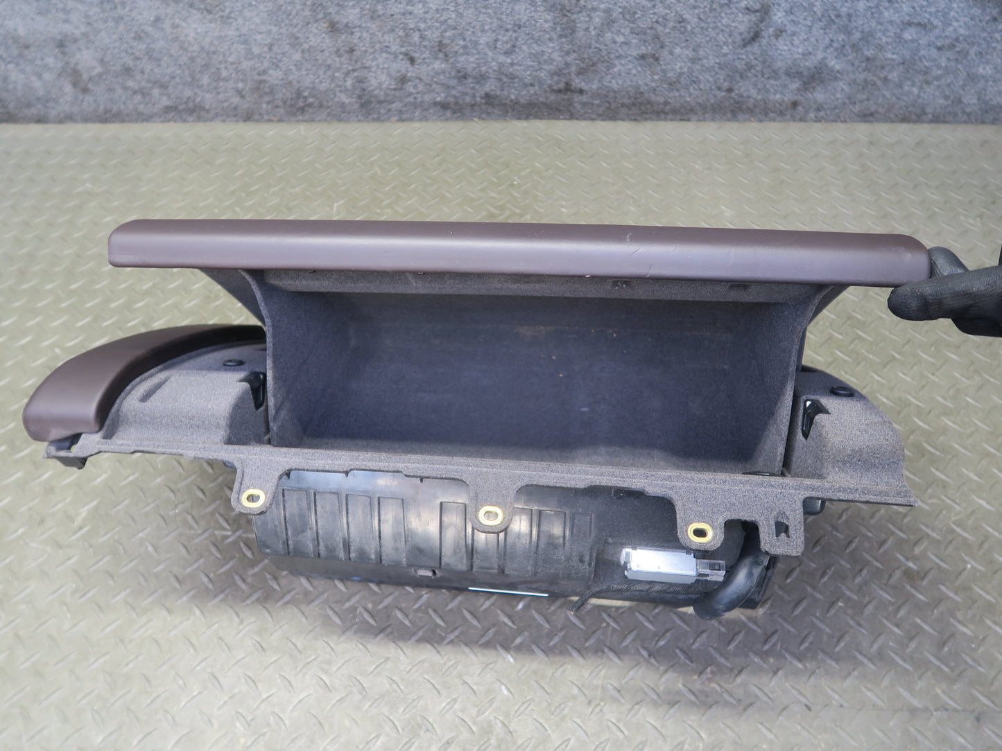 2011-2018 Porsche Cayenne 958 Front Right Dash Glove Box Storage Compartment
