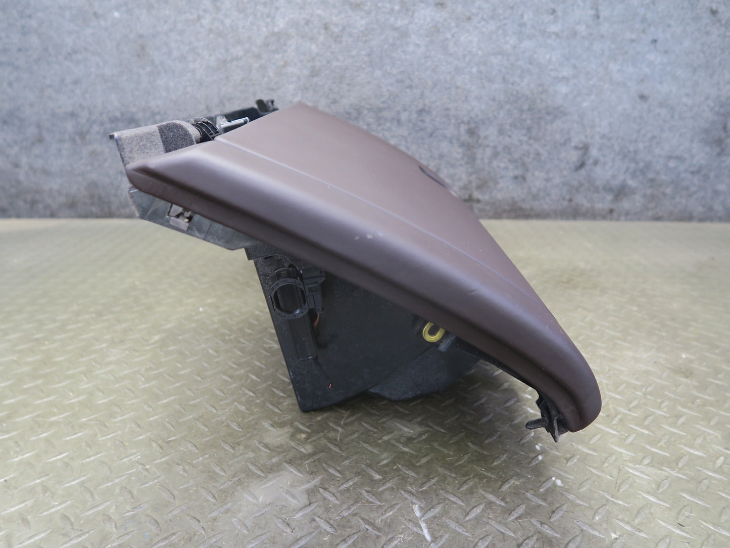 2011-2018 Porsche Cayenne 958 Front Right Dash Glove Box Storage Compartment