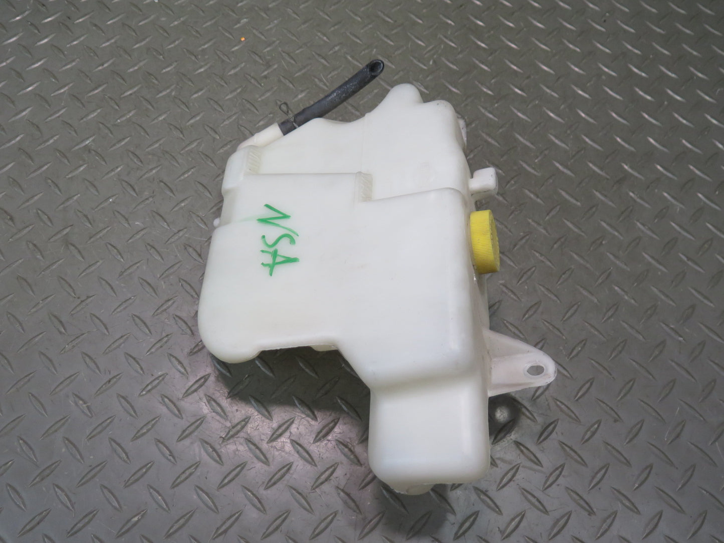 96-98 Nissan Stagea WGC34 Engine Coolant Expansion Overflow Reservoir Tank OEM