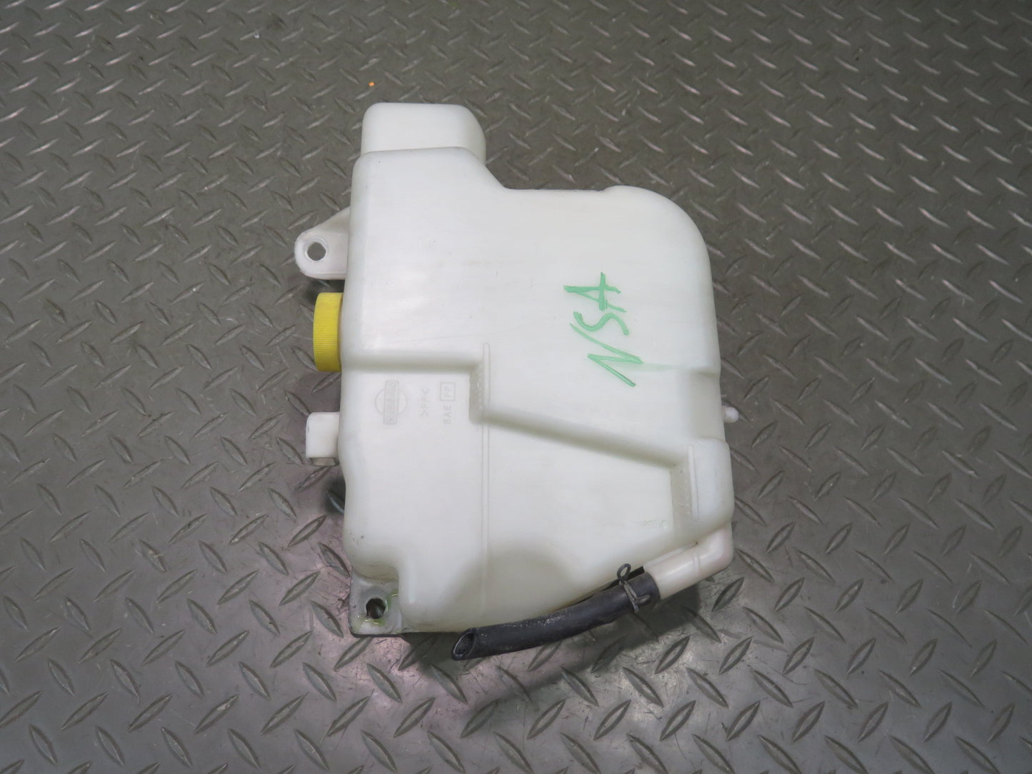 96-98 Nissan Stagea WGC34 Engine Coolant Expansion Overflow Reservoir Tank OEM