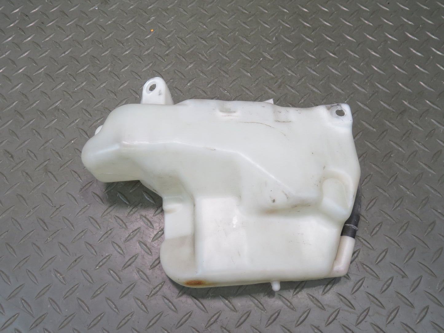 96-98 Nissan Stagea WGC34 Engine Coolant Expansion Overflow Reservoir Tank OEM