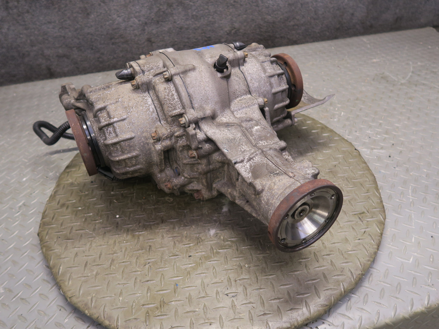 10-12 Audi S5 8T AWD A/T MKV Rear Differential Carrier Assembly 81K Miles OEM