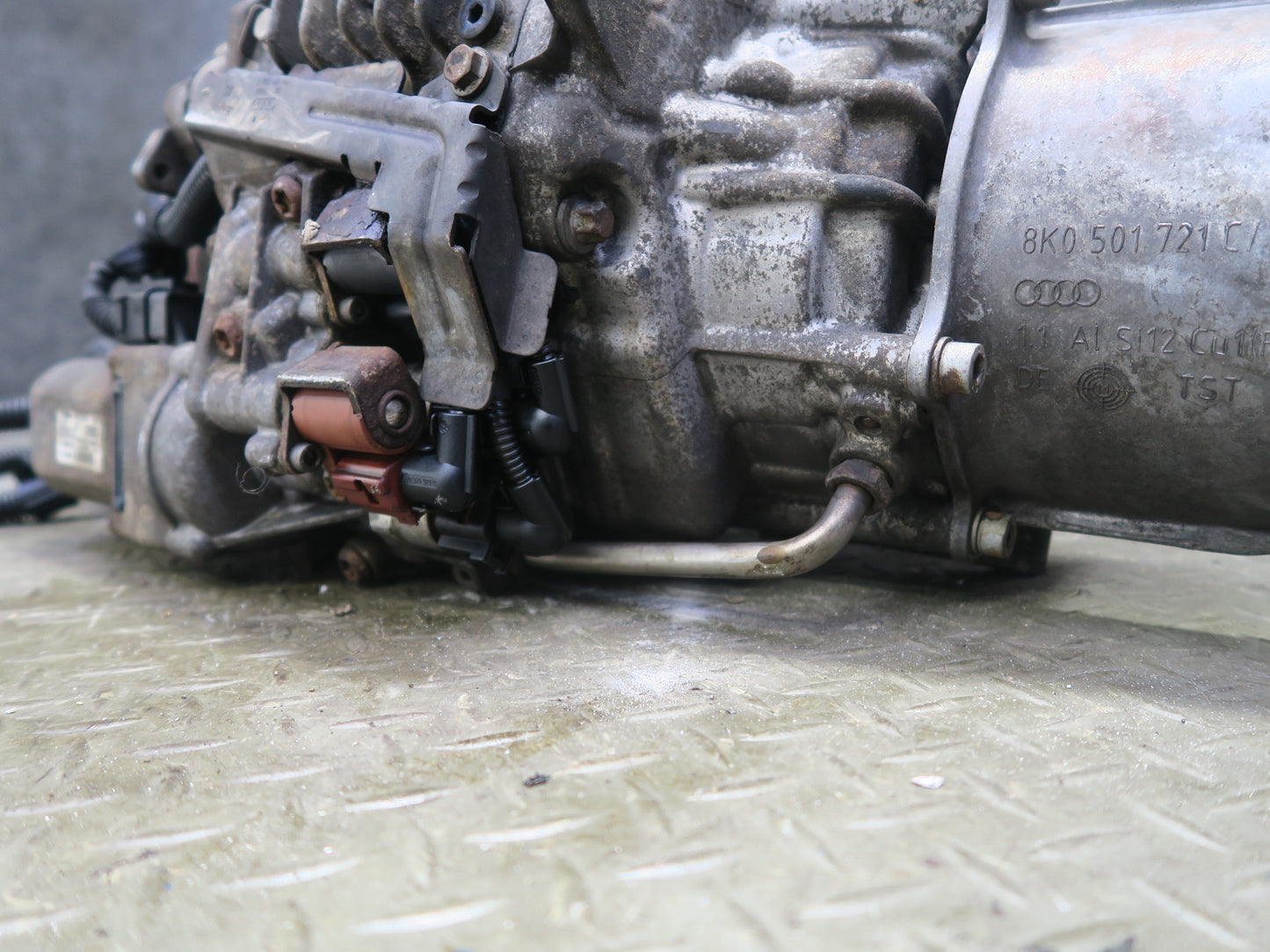 10-12 Audi S5 8T AWD A/T MKV Rear Differential Carrier Assembly 81K Miles OEM