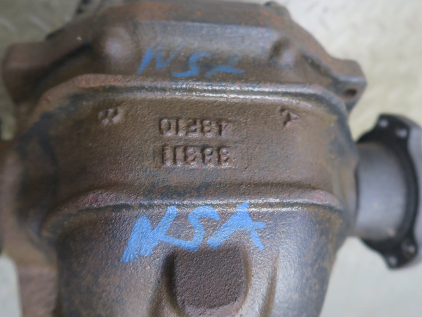 96-98 Nissan Stagea WGC34 RB25DE RWD NA Rear Differential Carrier 4.08 Ratio OEM