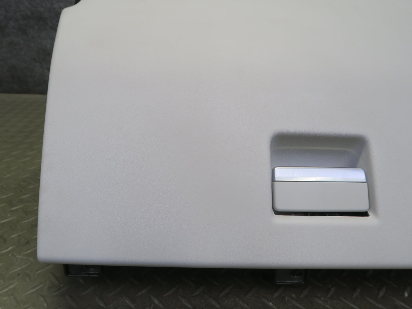 2012-2019 Range Rover Evoque L538 Dash Glove Box Compartment Storage OEM