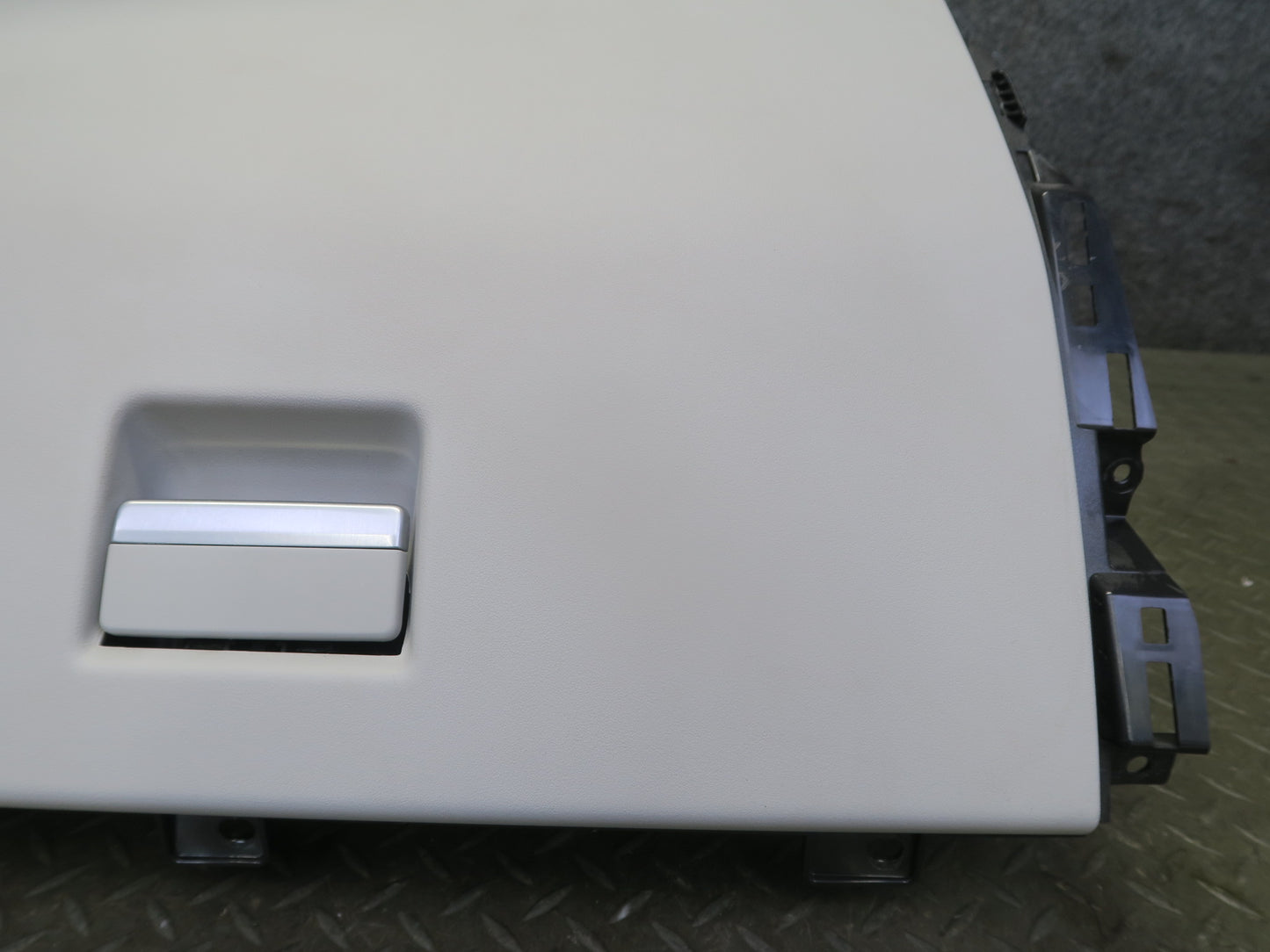 2012-2019 Range Rover Evoque L538 Dash Glove Box Compartment Storage OEM