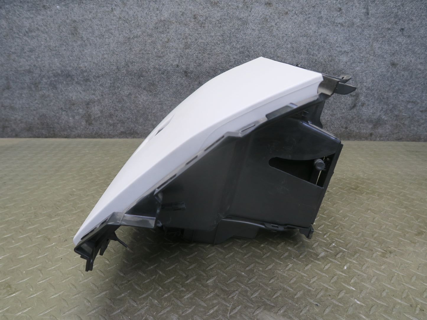 2012-2019 Range Rover Evoque L538 Dash Glove Box Compartment Storage OEM