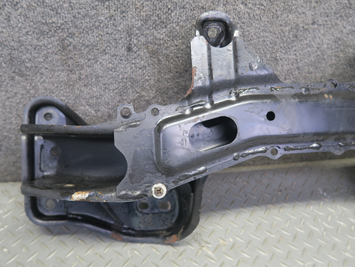 96-98 Nissan Stagea WGC34 RWD RB25DE NA Front Subframe Crossmember Support OEM