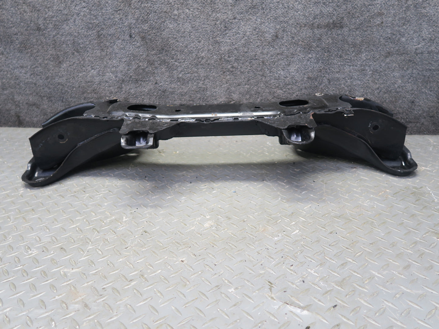 96-98 Nissan Stagea WGC34 RWD RB25DE NA Front Subframe Crossmember Support OEM