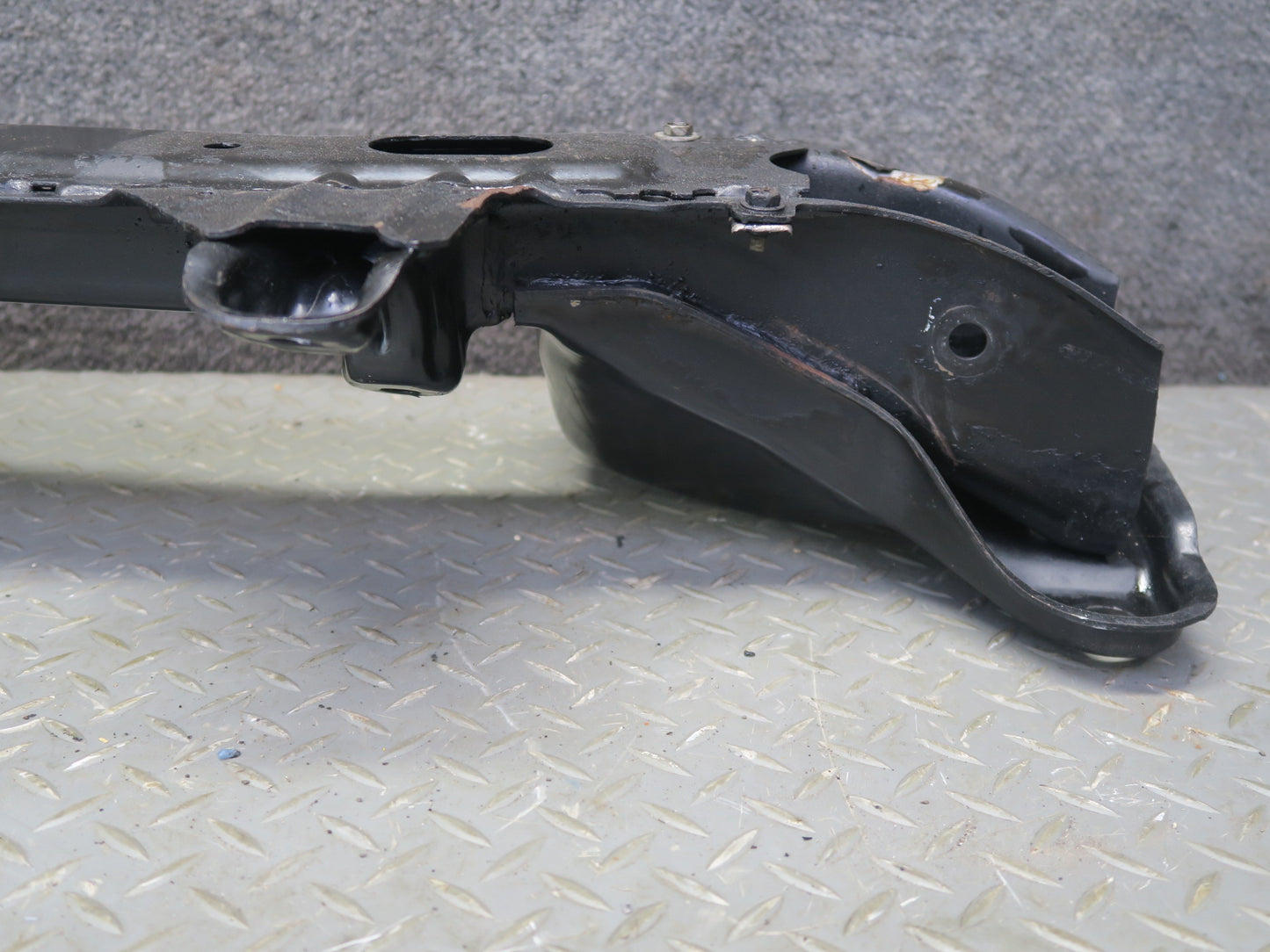 96-98 Nissan Stagea WGC34 RWD RB25DE NA Front Subframe Crossmember Support OEM