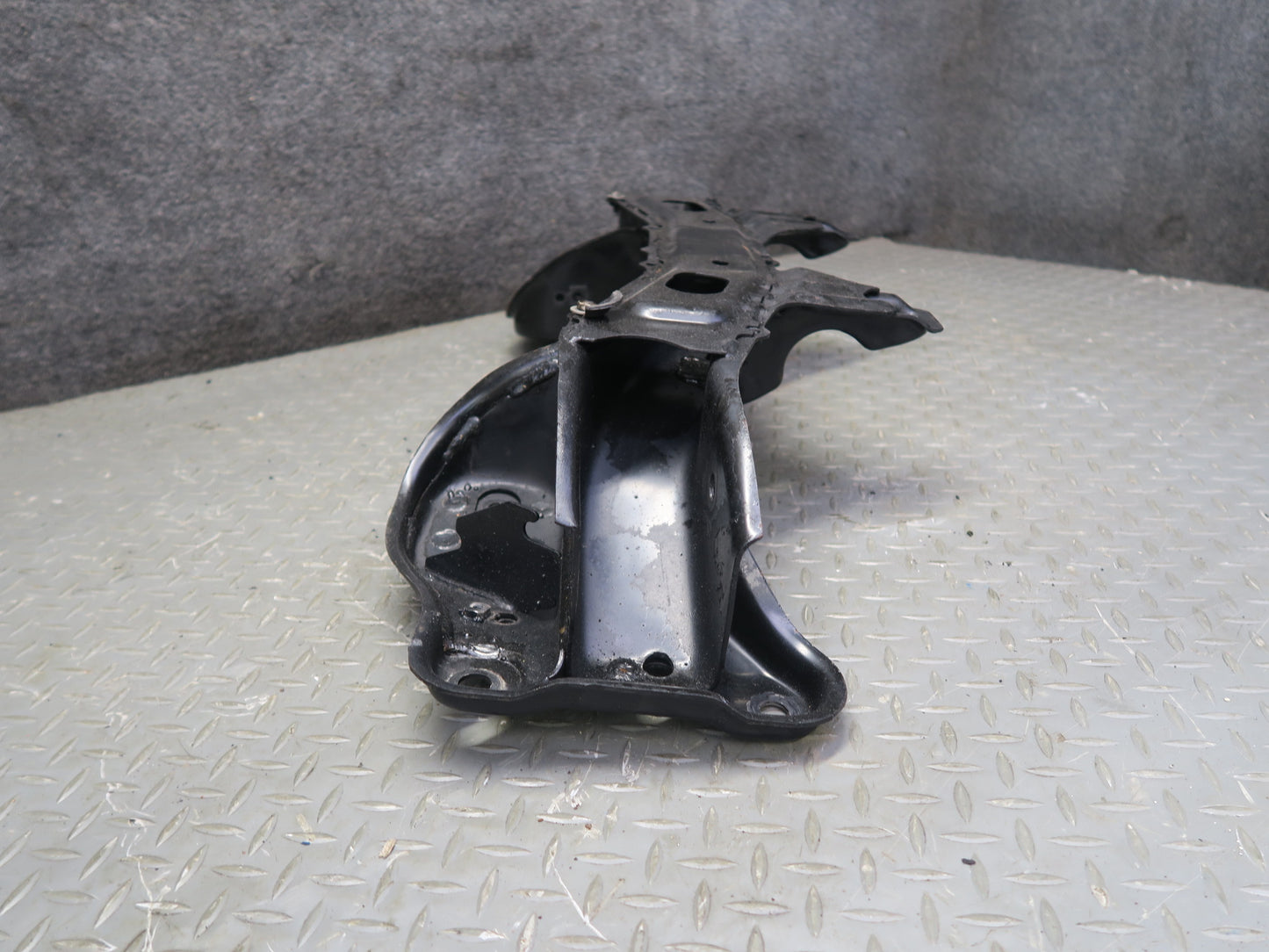 96-98 Nissan Stagea WGC34 RWD RB25DE NA Front Subframe Crossmember Support OEM