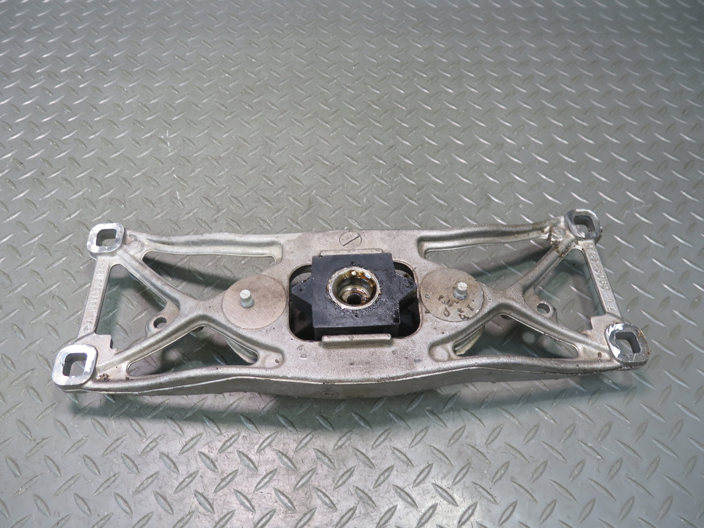 02-05 Ford Thunderbird A/T Transmission  Mount Bracket Support XW43-5060-AA OEM