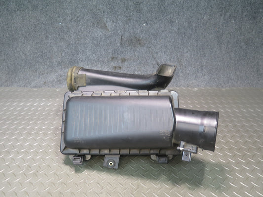 02-05 Ford Thunderbird Air Intake Cleaner Filter Box w MAF Sensor OEM
