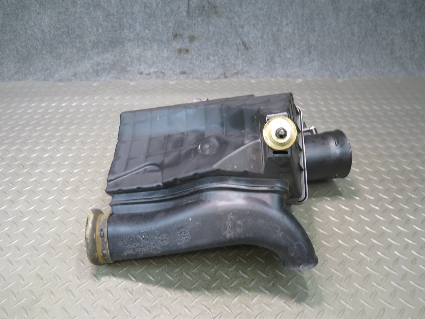 02-05 Ford Thunderbird Air Intake Cleaner Filter Box w MAF Sensor OEM