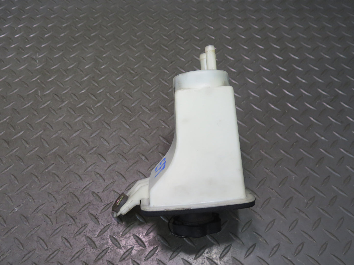 02-05 Ford Thunderbird Power Steering Fluid Reservoir Tank XW43-3R700-AC OEM