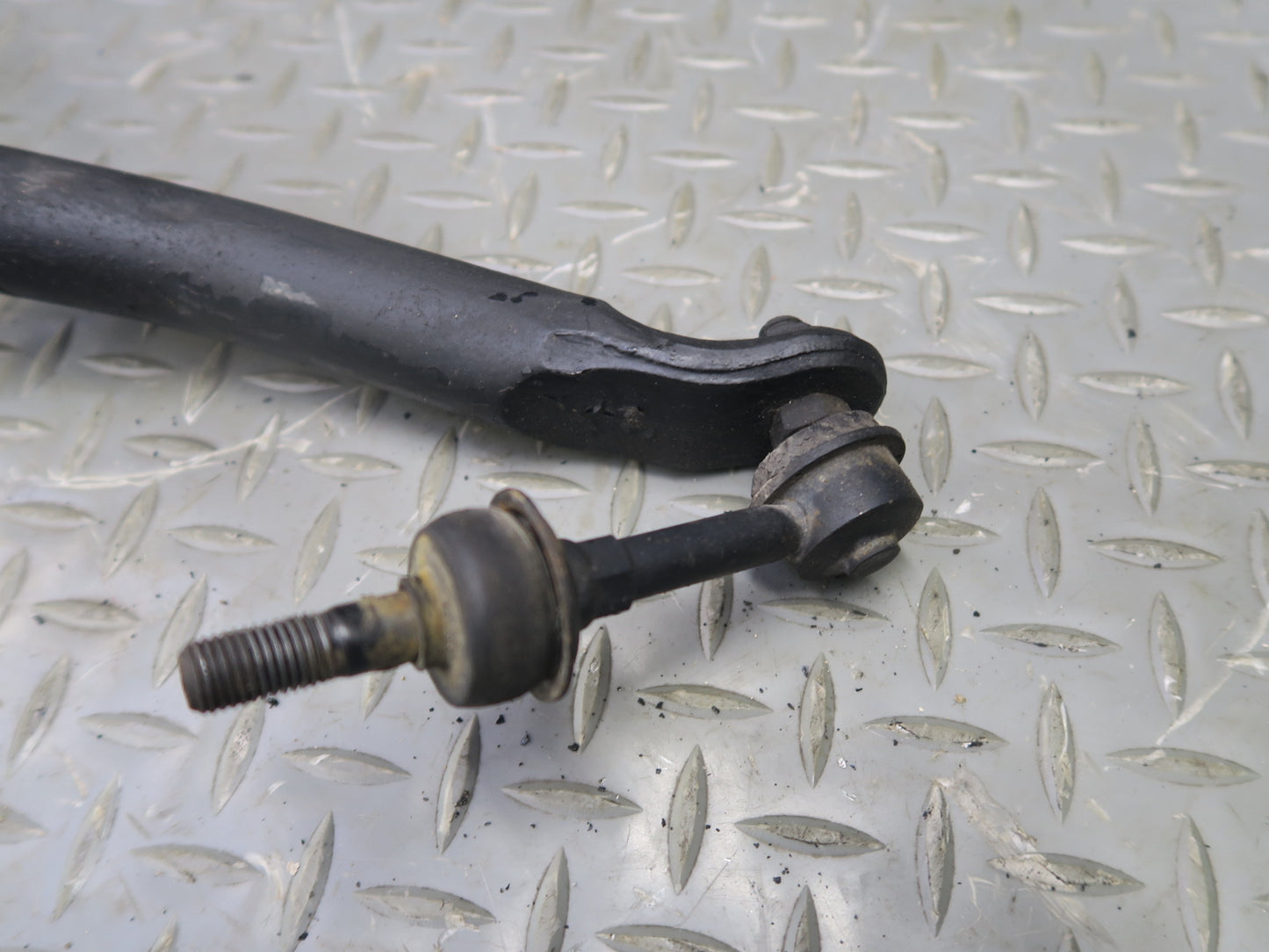96-98 Nissan Stagea WGC34 RWD 2.5L 2.0L Front Stabilizer Sway Bar w Links OEM