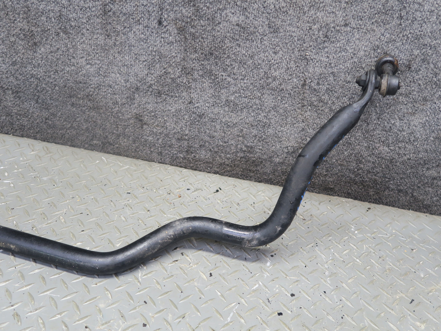 96-98 Nissan Stagea WGC34 RWD 2.5L 2.0L Front Stabilizer Sway Bar w Links OEM
