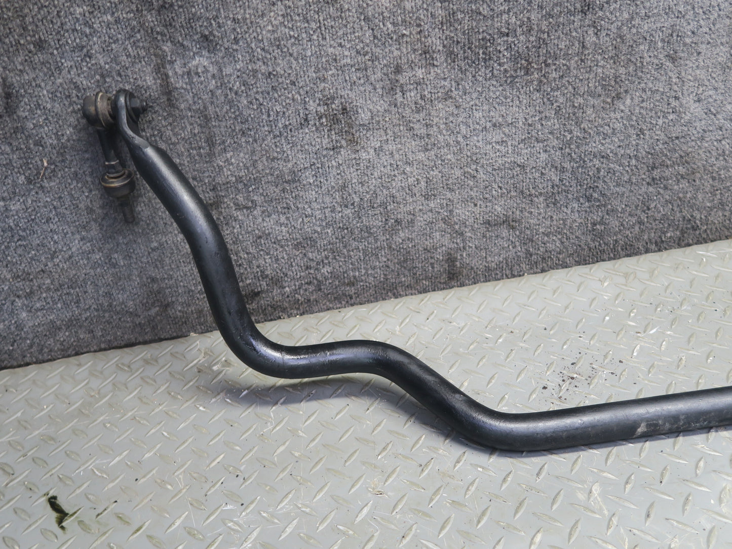 96-98 Nissan Stagea WGC34 RWD 2.5L 2.0L Front Stabilizer Sway Bar w Links OEM