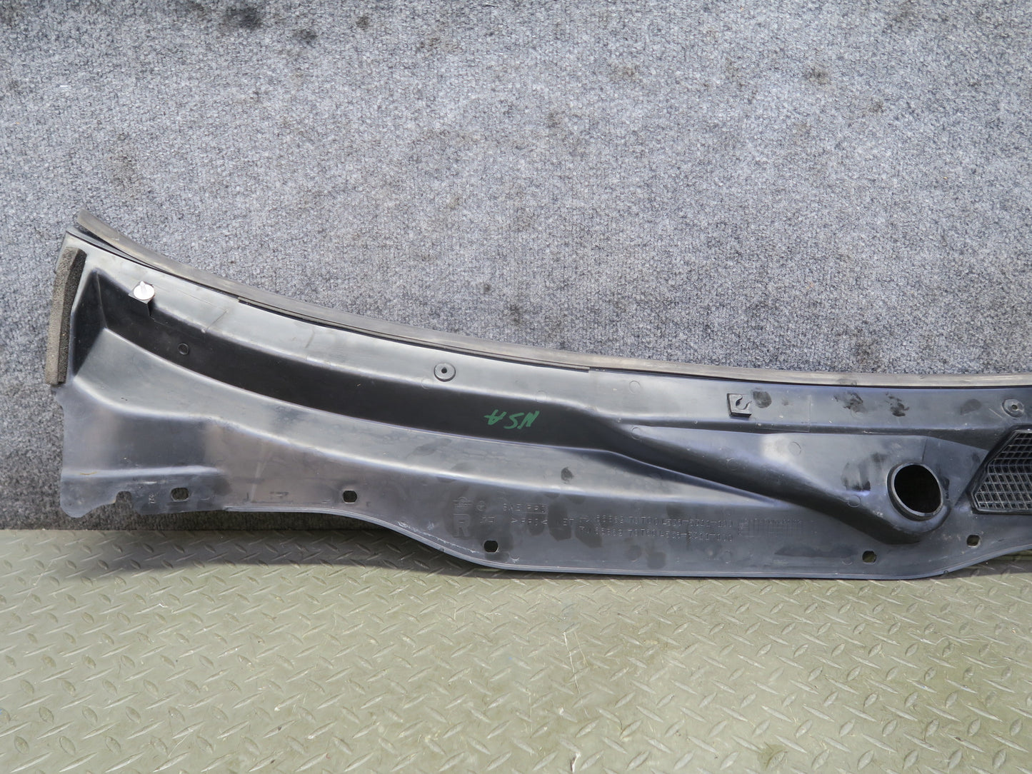 96-98 Nissan Stagea WGC34 Front Windshield Wiper Cowl Vent Trim Panel OEM