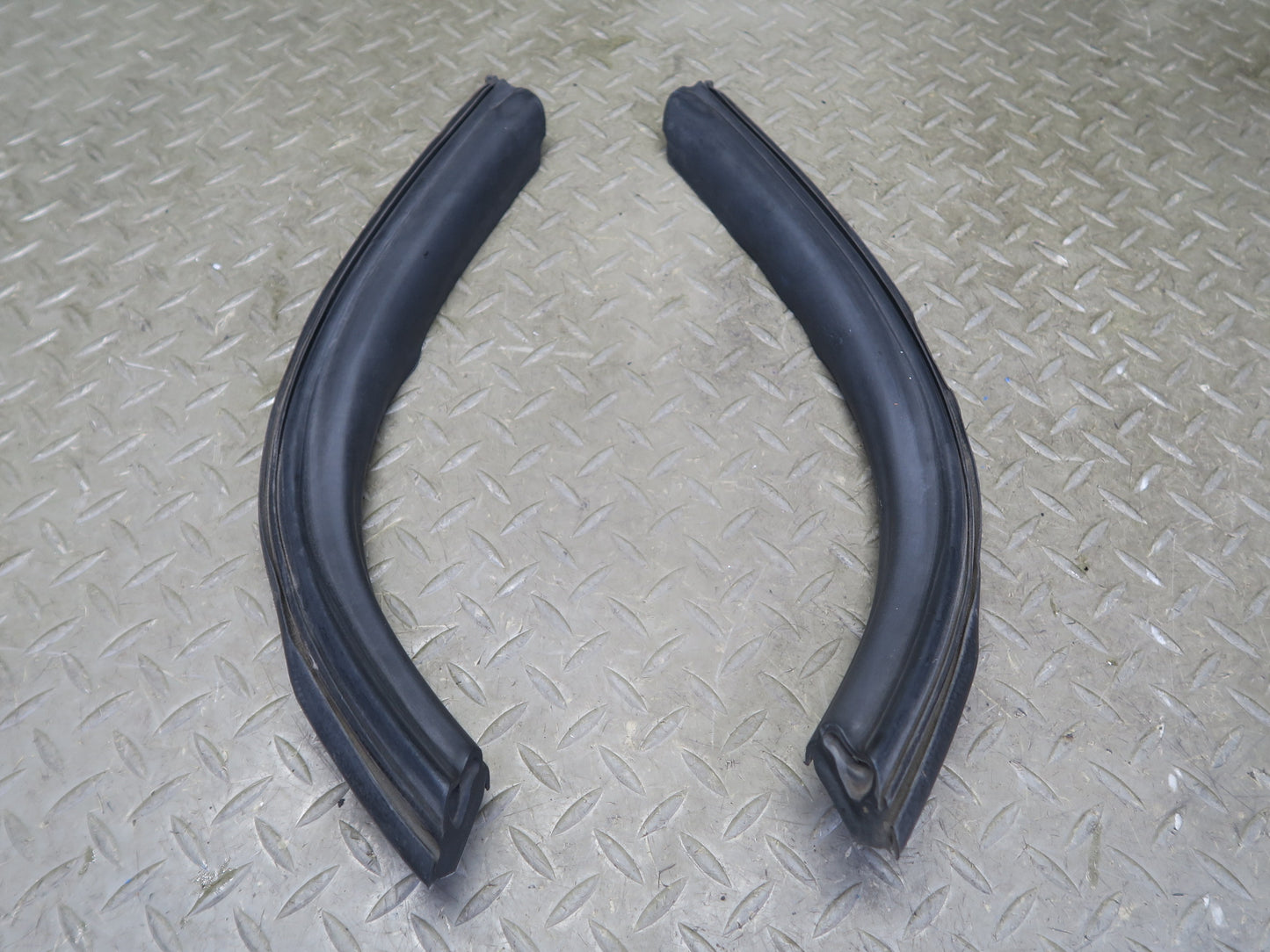 03-08 BMW E85 Z4 Set of 6 Folding TOP Roof Weatherstrip Rubber Seal OEM