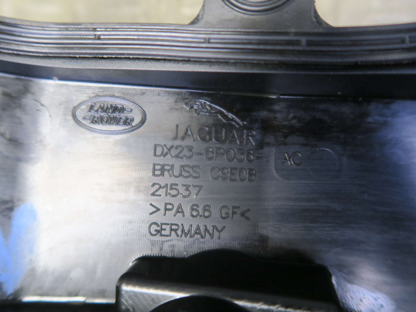 14-19 Range Rover Sport L494 3.0L Engine Right Cylinder Head Valve Cover