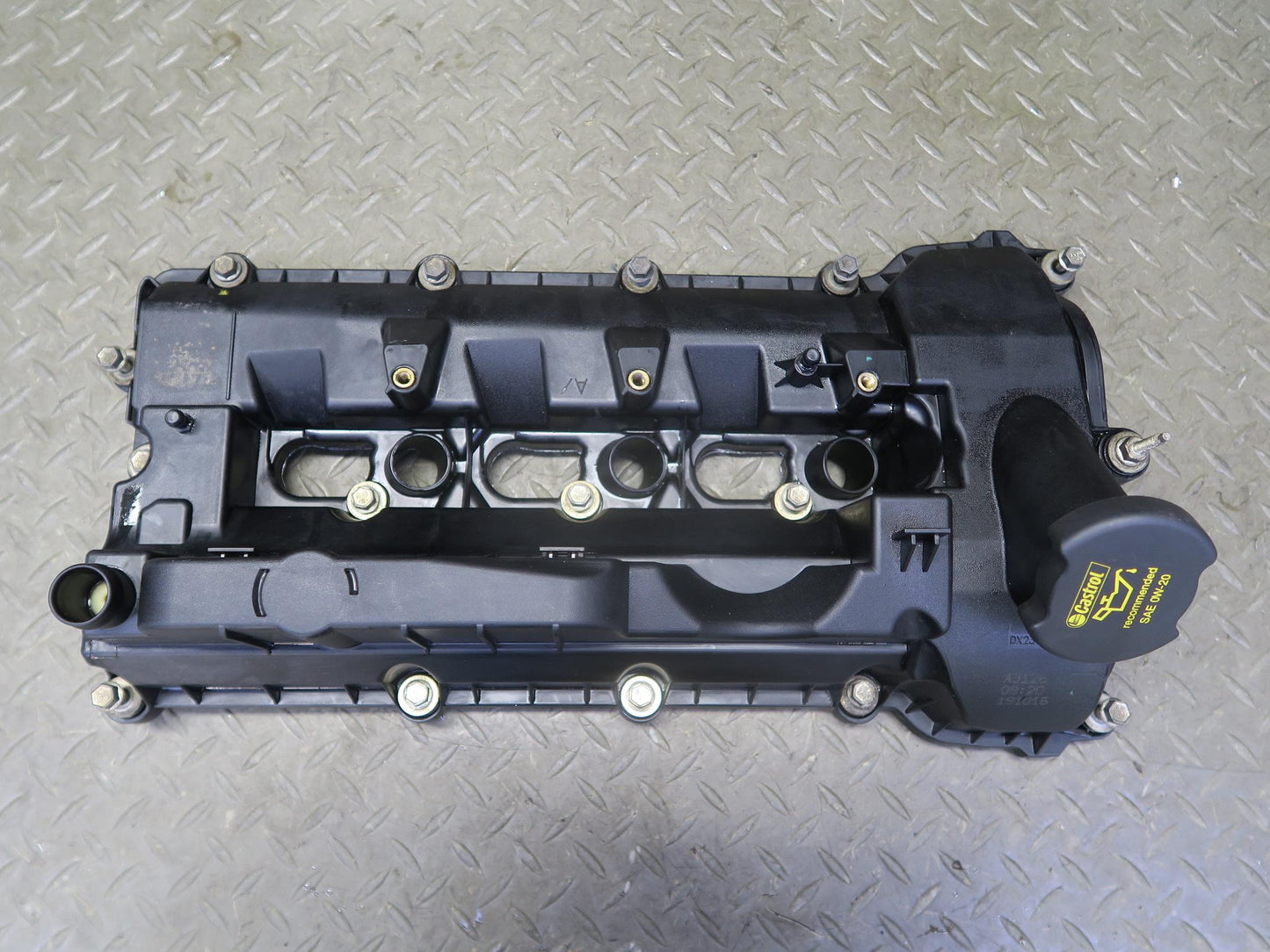 14-19 Range Rover Sport L494 3.0L Engine Left Cylinder Head Valve Cover