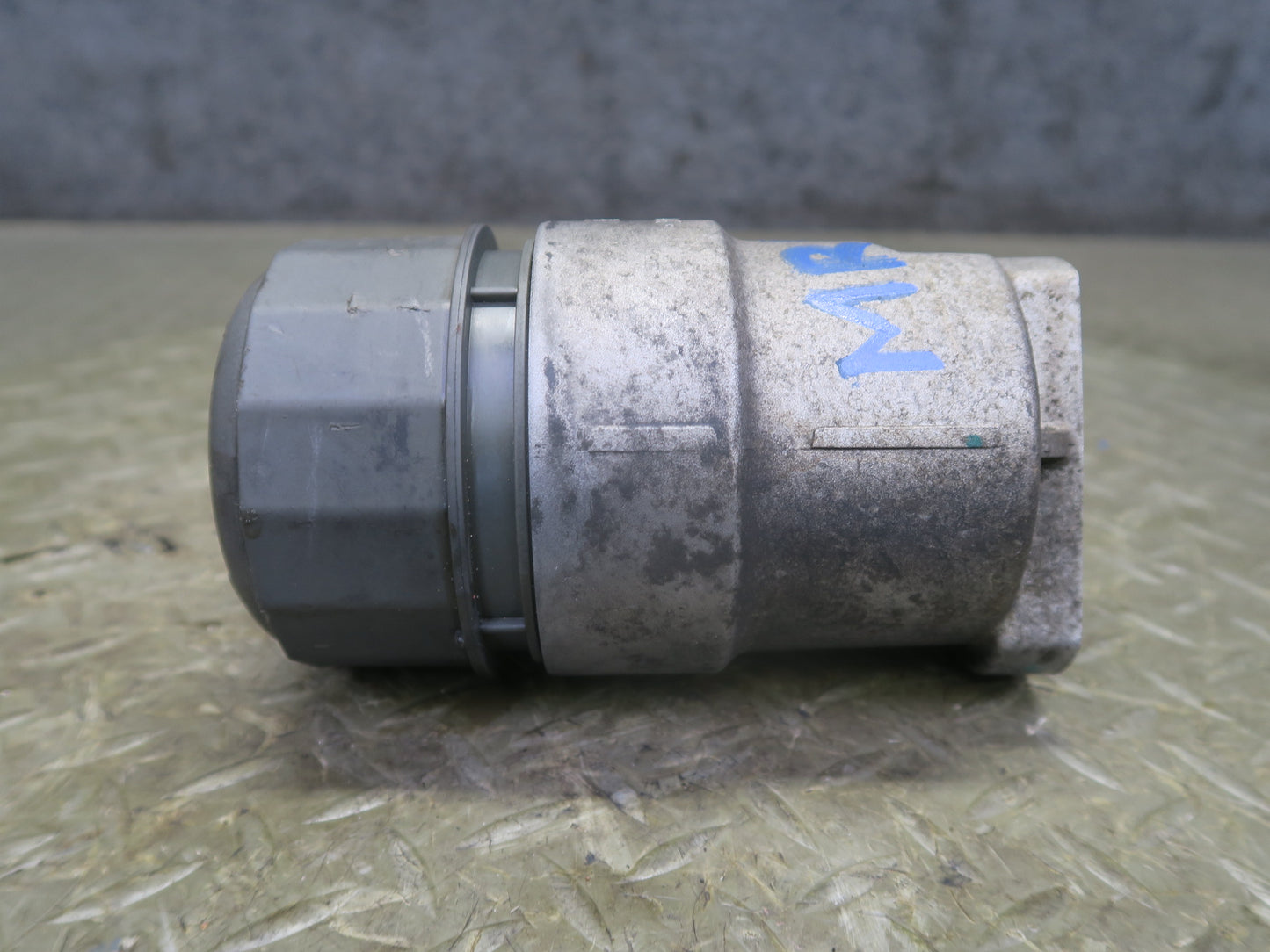 14-19 Range Rover Sport L494 Engine Motor Oil Filter Housing 8W93-6714-AD
