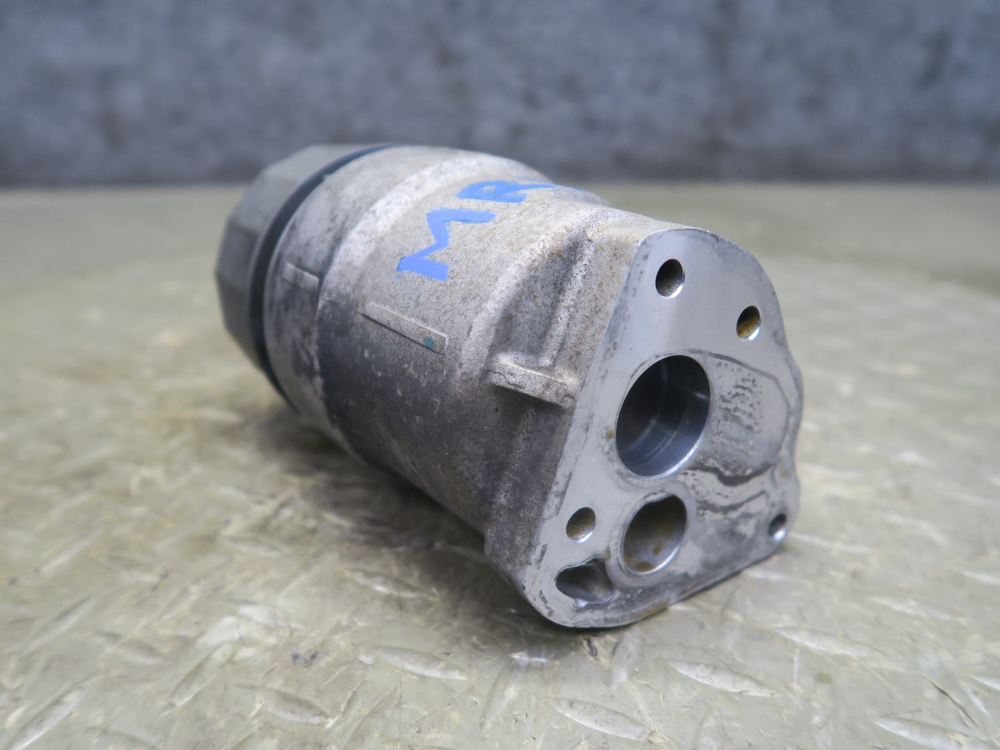 14-19 Range Rover Sport L494 Engine Motor Oil Filter Housing 8W93-6714-AD