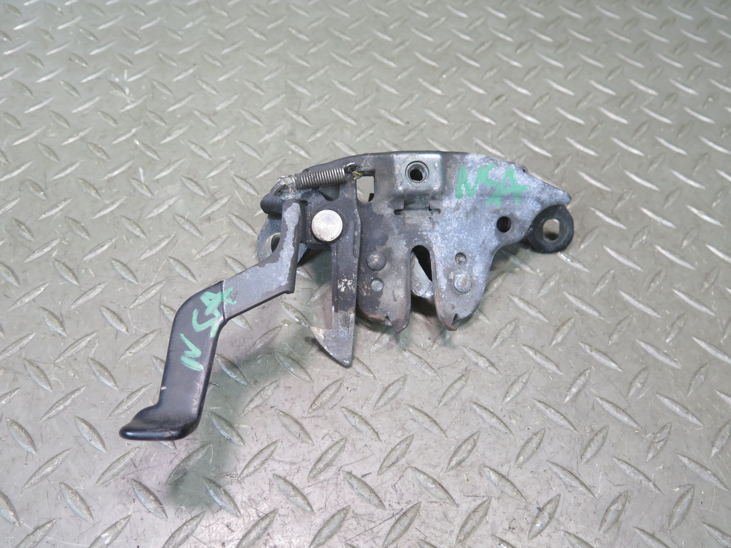 96-98 Nissan Stagea WGC34 Front Hood Lock Latch OEM