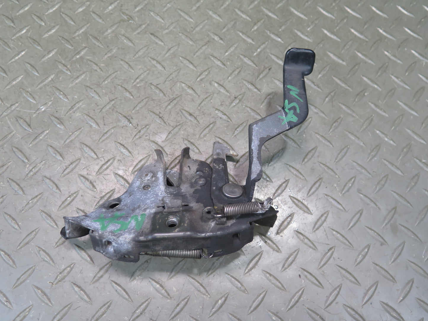 96-98 Nissan Stagea WGC34 Front Hood Lock Latch OEM