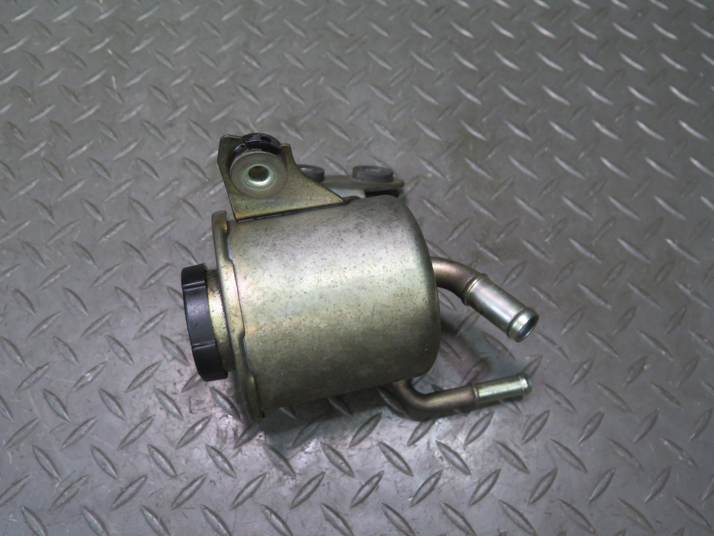 96-98 Nissan Stagea WGC34 RB25DE NA RWD Power Steering Reservoir Bottle Tank OEM