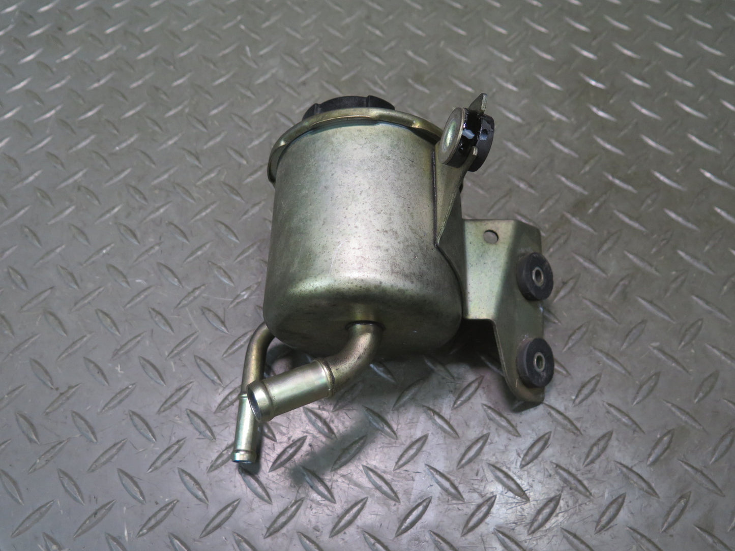 96-98 Nissan Stagea WGC34 RB25DE NA RWD Power Steering Reservoir Bottle Tank OEM
