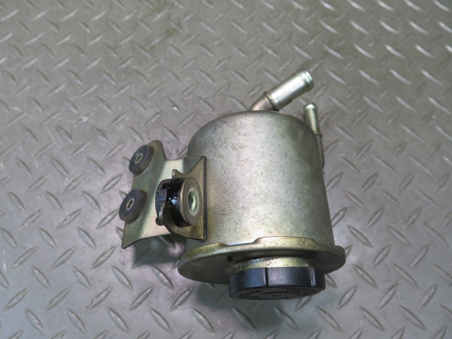 96-98 Nissan Stagea WGC34 RB25DE NA RWD Power Steering Reservoir Bottle Tank OEM