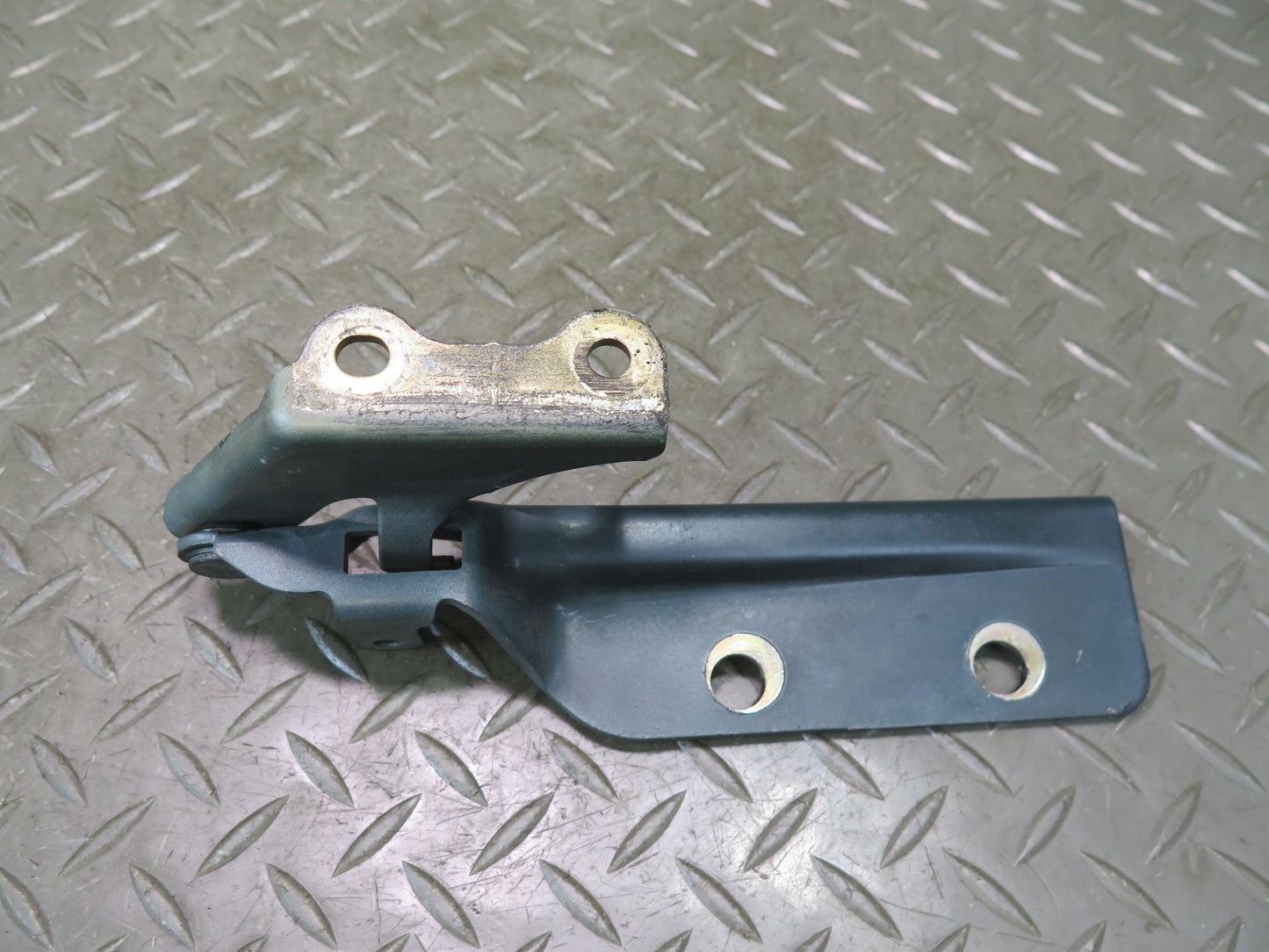 96-98 Nissan Stagea WGC34 Front Left & Right Hood Hinge Emerald Green Set OEM