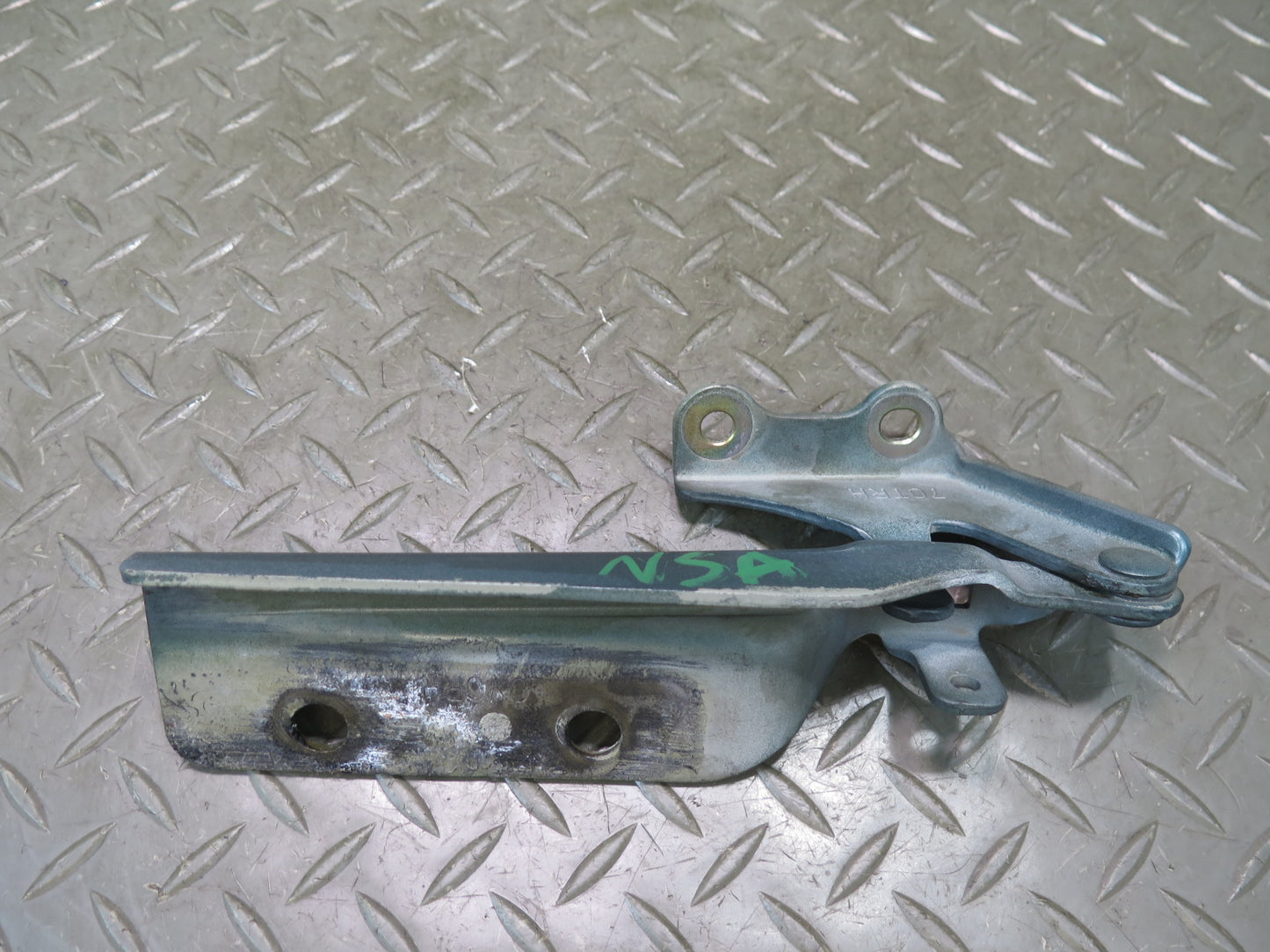 96-98 Nissan Stagea WGC34 Front Left & Right Hood Hinge Emerald Green Set OEM