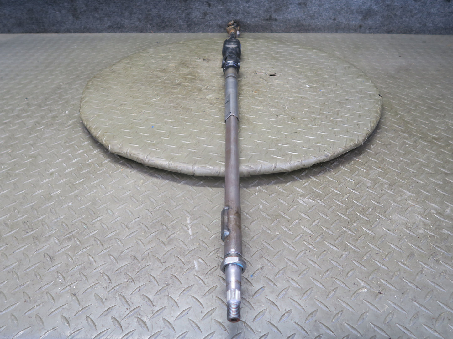 96-98 Nissan Stagea WGC34 RB25DE RWD Steering Column U Joint Linkage Shaft OEM