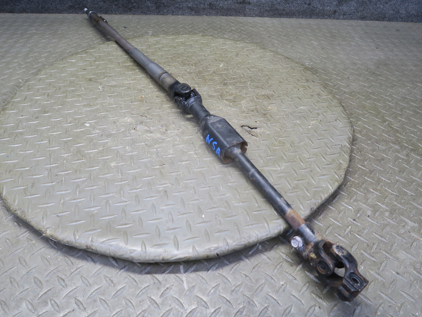 96-98 Nissan Stagea WGC34 RB25DE RWD Steering Column U Joint Linkage Shaft OEM