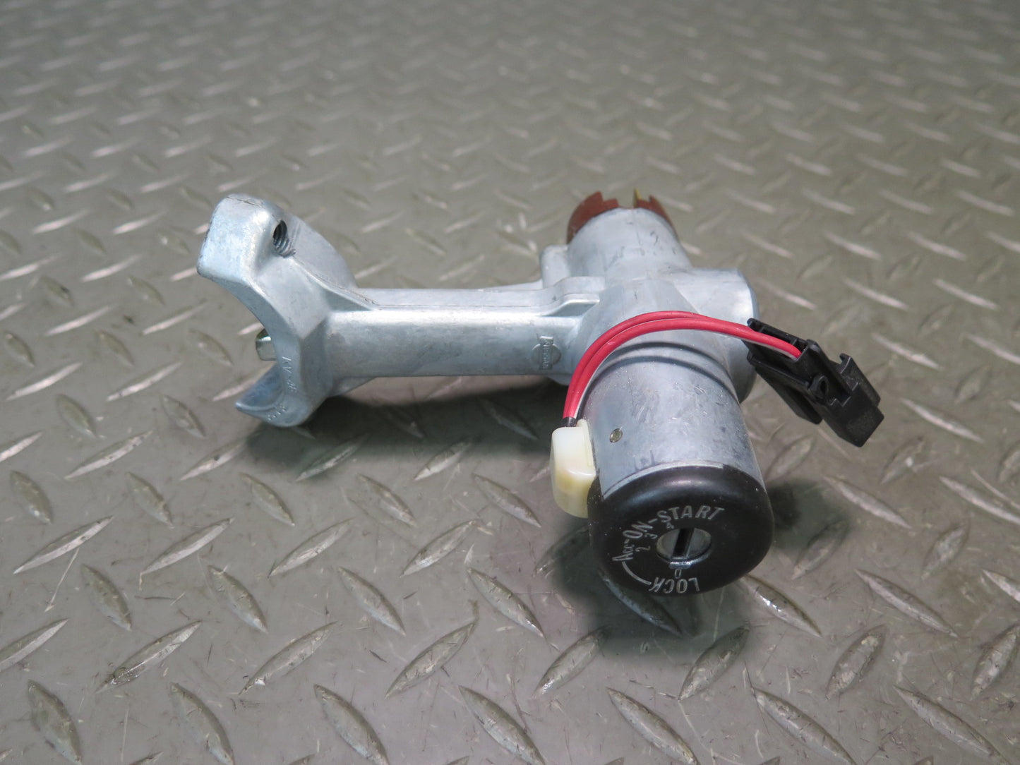 1996 Nissan Stagea WGC34 RB25DE A/T ECU Ignition Door Glove Trunk Lock KEY Set