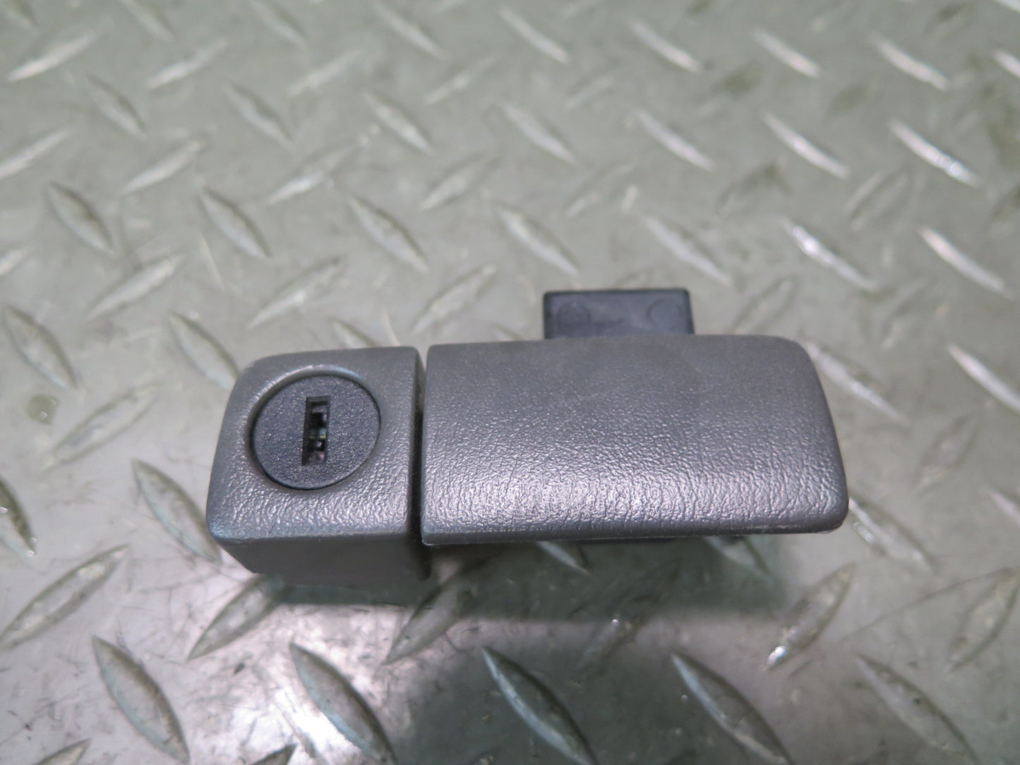 1996 Nissan Stagea WGC34 RB25DE A/T ECU Ignition Door Glove Trunk Lock KEY Set