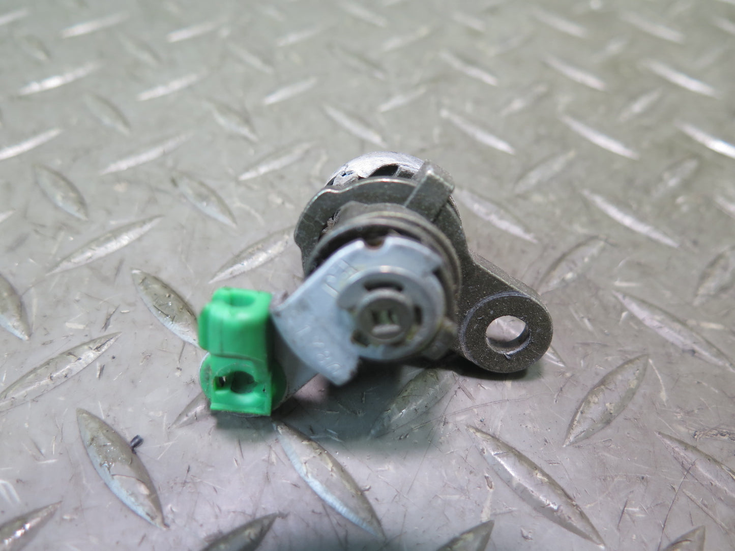 1996 Nissan Stagea WGC34 RB25DE A/T ECU Ignition Door Glove Trunk Lock KEY Set
