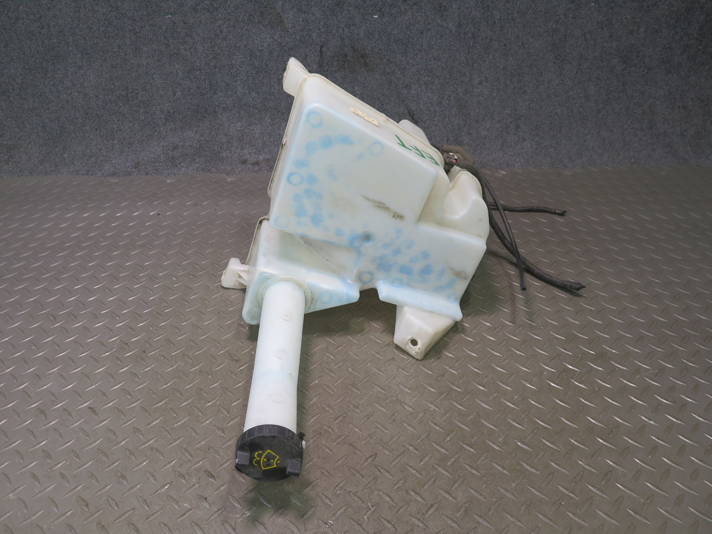 02-05 Ford Thunderbird Windshield Washer Fluid Reservoir Tank w Pump OEM