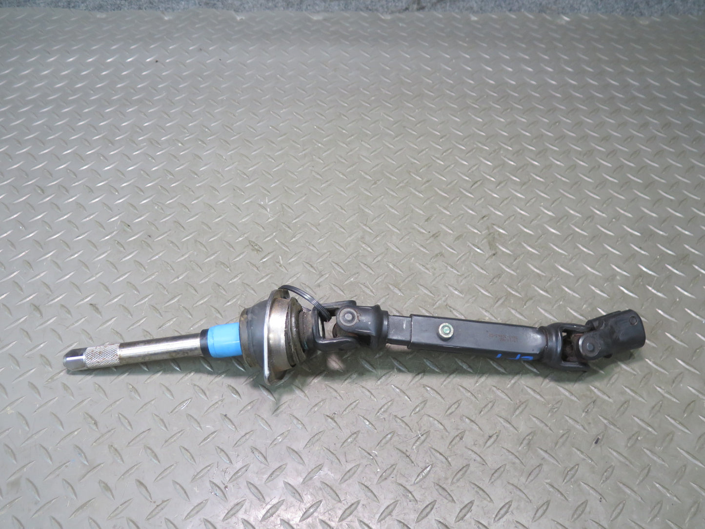 02-05 Ford Thunderbird Steering Column U Joint Linkage Shaft 3W43-3C662-CD OEM