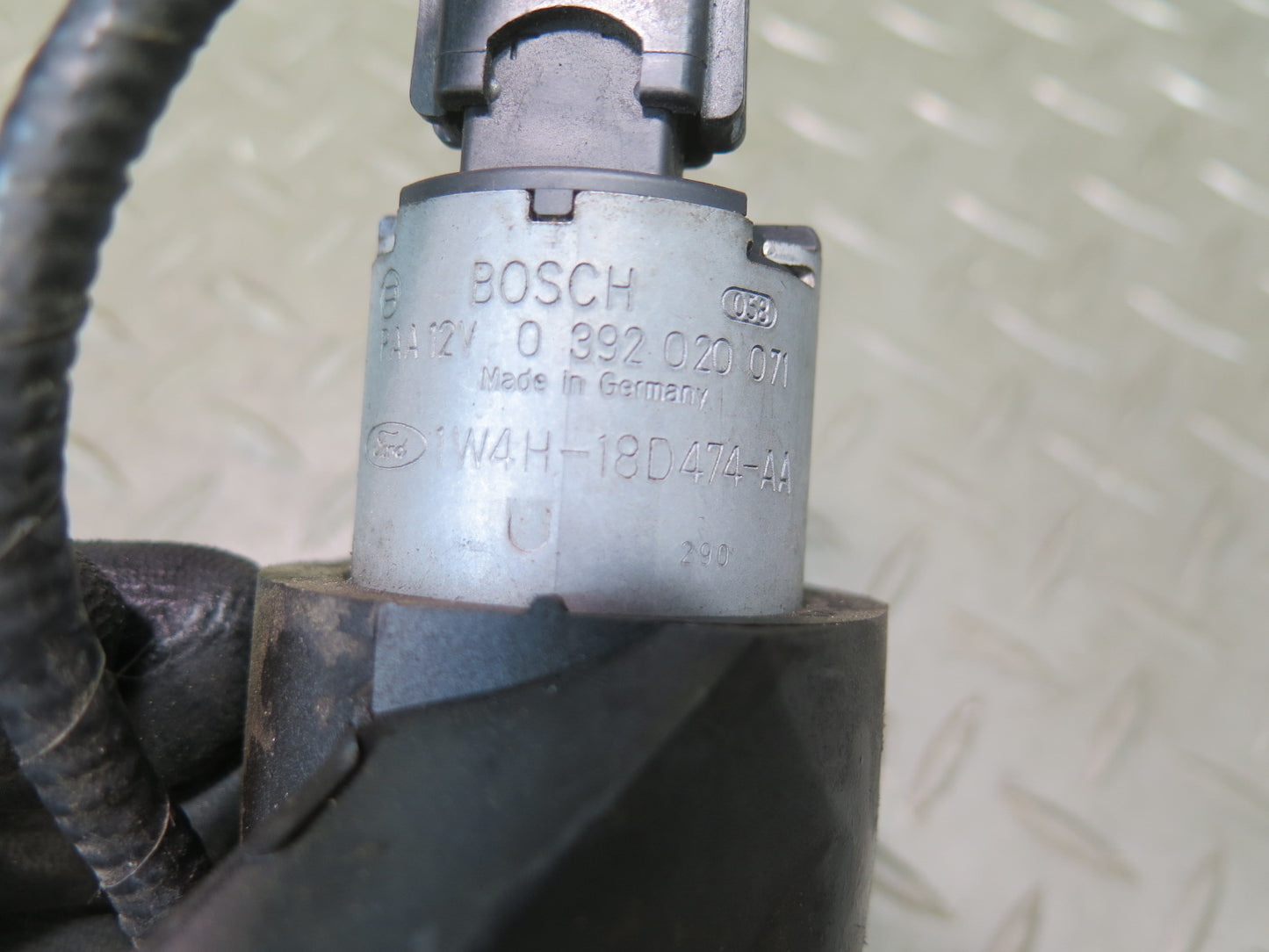02-05 Ford Thunderbird Auxiliary AUX Coolant Water Pump 0392020071 OEM