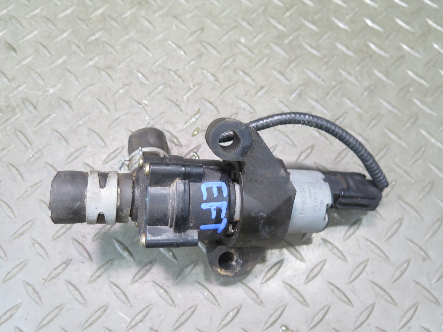 02-05 Ford Thunderbird Auxiliary AUX Coolant Water Pump 0392020071 OEM