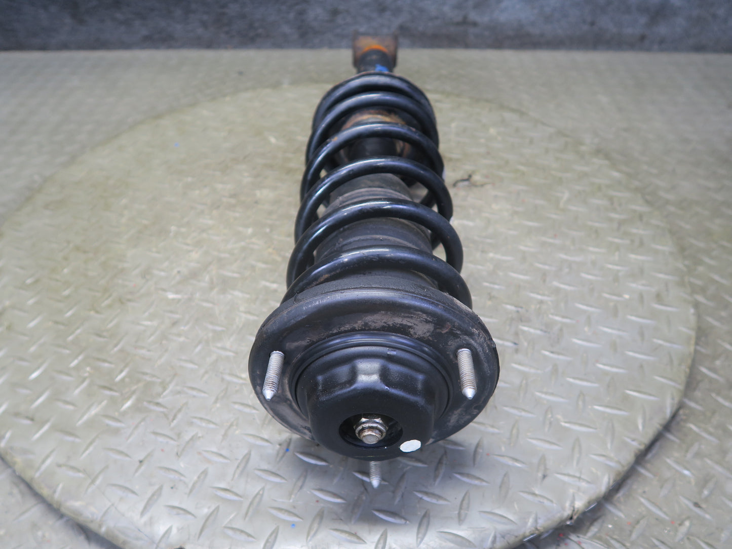 97-00 Lexus JZZ31L SC300 Set of 2 Rear Left & Right Strut Shock Absorber OEM