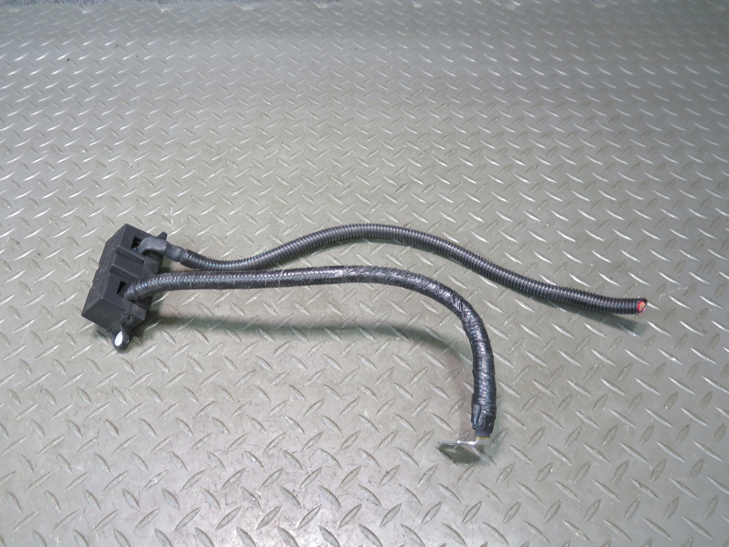 02-05 Ford Thunderbird Rear Trunk Battery Terminal Fuse OEM